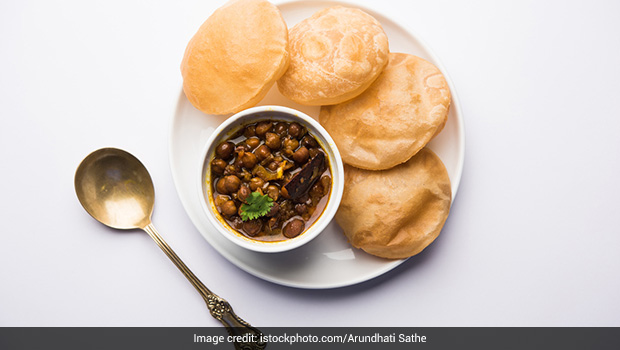 How To Make <i>Banarasi Bhaji</i> - A Popular Street Food And Protein-Rich Breakfast Meal Made With <i>Chane</i>
