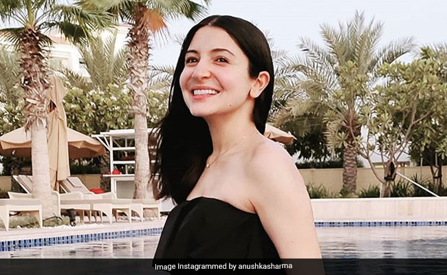 Anushka Sharma Sets Mom-To-Be Goals In A Black Swimsuit With Her Baby Bump On Display