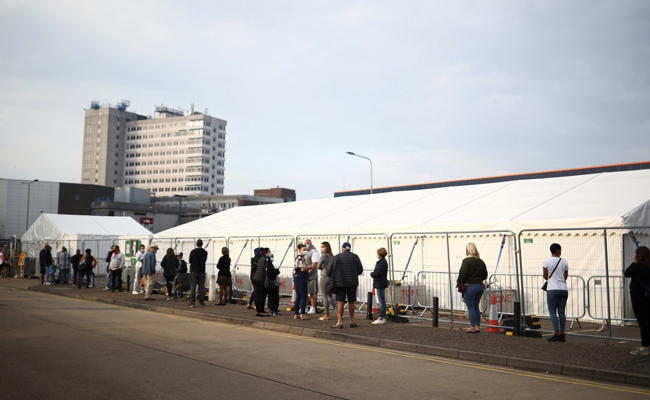 UK To Ease English Covid Travel Curbs As Infections Hit All-Time High