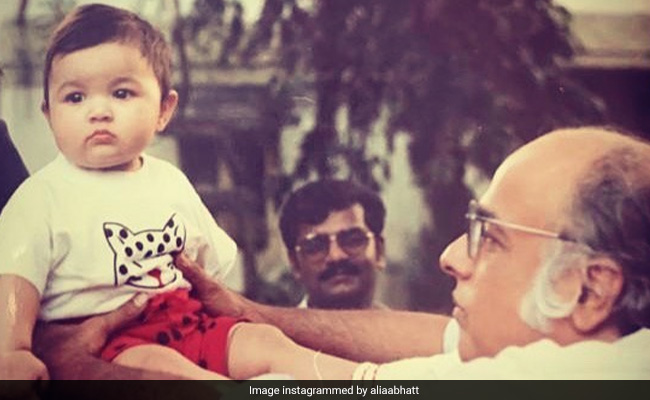 Alia And Shaheen Bhatt's Birthday Wishes For Dad Mahesh Bhatt Will Melt Your Heart