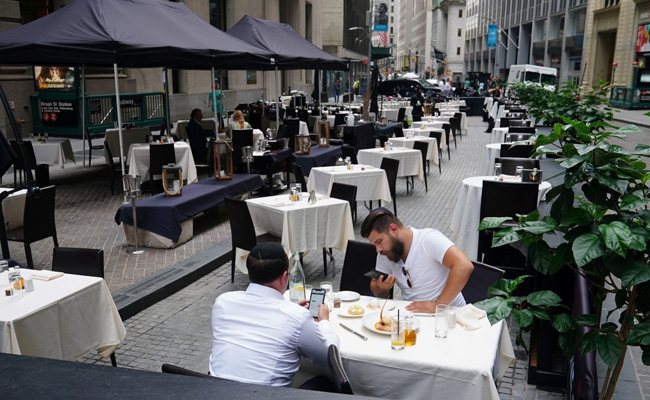 "It Worked": New York To Permanently Switch To Outdoor Dining Amid Pandemic