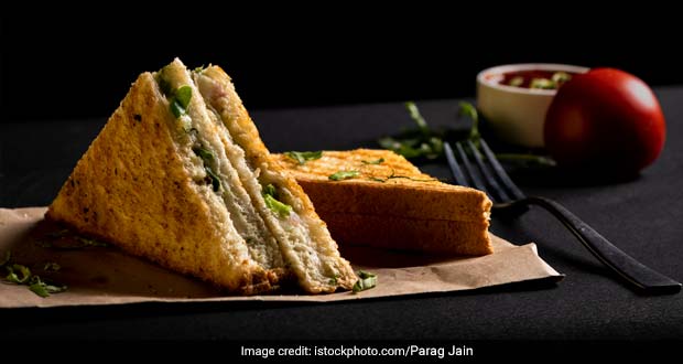 Watch: 2 Easy Ways To Make Classic Veg Mayonnaise Sandwich For A Quick And Yummy Breakfast