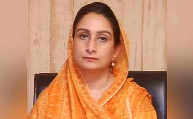 Akali Dal's Harsimrat Kaur Bashes BJP Over Free Vaccine Promise For Bihar