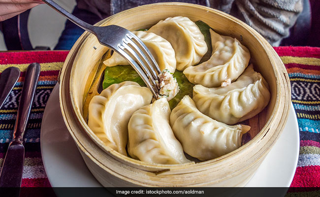 Make Hot, Delicious Momos At Home With These Kitchen Steamers