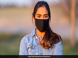 Skincare Tips: Expert Shares Tips To Reduce Acne Caused By Wearing Masks Skincare Tips: Expert Shares Tips To Reduce Acne Caused By Wearing Masks