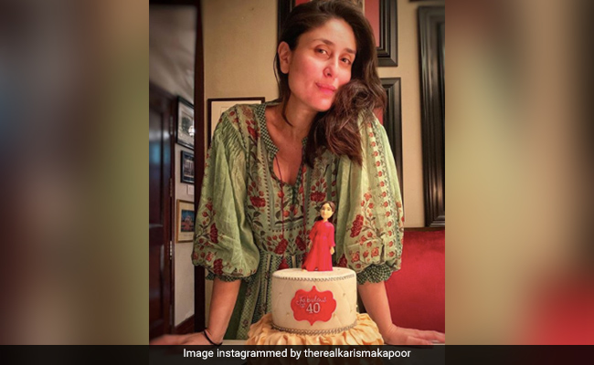 Kareena Kapoor's Unique Birthday Cake Is The Best Thing In The Party Pics Shared By Karisma Kapoor