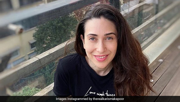 Karisma Kapoor's Decadent Plum Cake Is Sure To Give You Christmas Feels (See Pic)