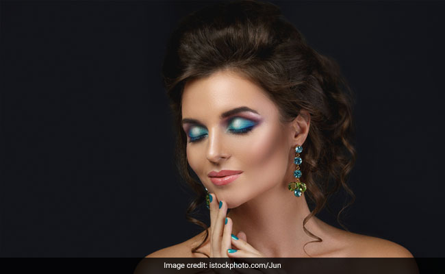 Best Colourful Eyeshadow: Eye Makeup Tips And Tricks For Pro Beauty Looks At Home