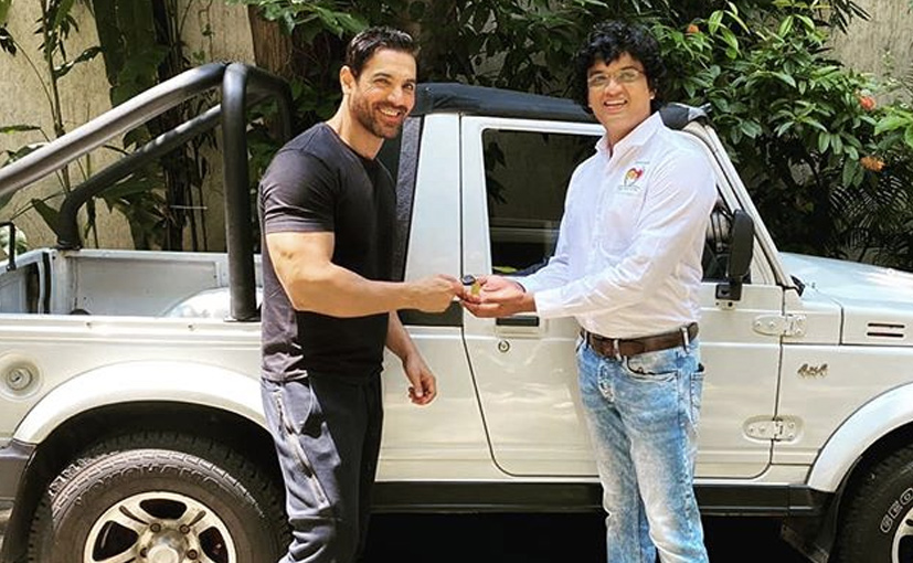 John Abraham Donates His Maruti Gypsy To An Animal Non-Profit Organisation