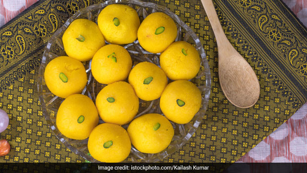 Rajbhog Recipe: Bengali <i>Kesar Rasgulla</i> Is Just The Indian Dessert You Must Try