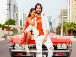 Sunny Kaushal And Neha Kakkar's Song <i>Taaron Ke Shehar</i> Crosses 25 Million Views In Three Days Sunny Kaushal And Neha Kakkar's Song <i>Taaron Ke Shehar</i> Crosses 25 Million Views In Three Days