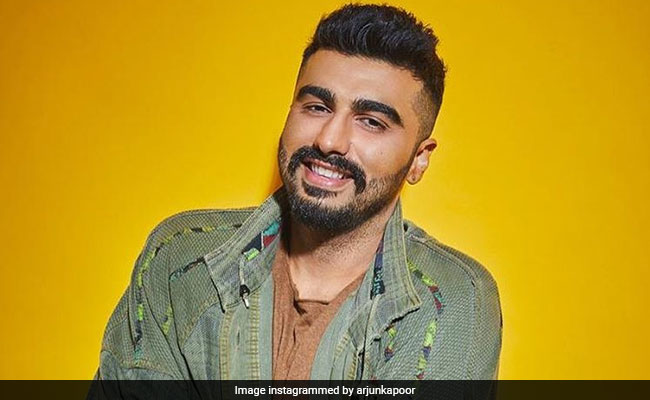COVID-19 Positive Arjun Kapoor Gets A Gift And Handwritten Note From A Fan