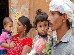 लॉकडाउन के दौरान हुई थी मजदूर दंपति की मौत, बच्चों को है मदद का इंतज़ार लॉकडाउन के दौरान हुई थी मजदूर दंपति की मौत, बच्चों को है मदद का इंतज़ार