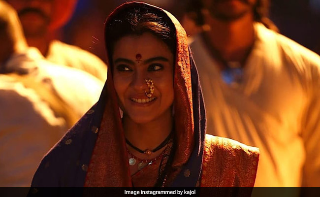 Kajol Gives Us A Reason To Get Dressed Up In A Beautiful <i>Saree</i>