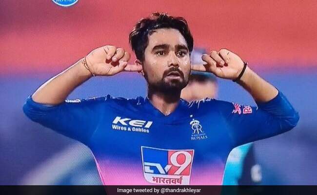 IPL 2020 Rahul Tewatia tweets goes viral on interner Sorry guys I’m late IPL 2020 Rahul Tewatia tweets goes viral on interner Sorry guys I’m late