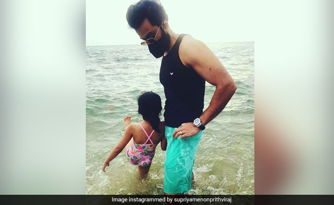 Inside Prithviraj's Beach Outing With Wife Supriya And Daughter Alankrita