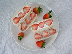 Creamy Strawberry Sandwich Recipe - The Perfect Japanese Breakfast Meal For Kids Creamy Strawberry Sandwich Recipe - The Perfect Japanese Breakfast Meal For Kids