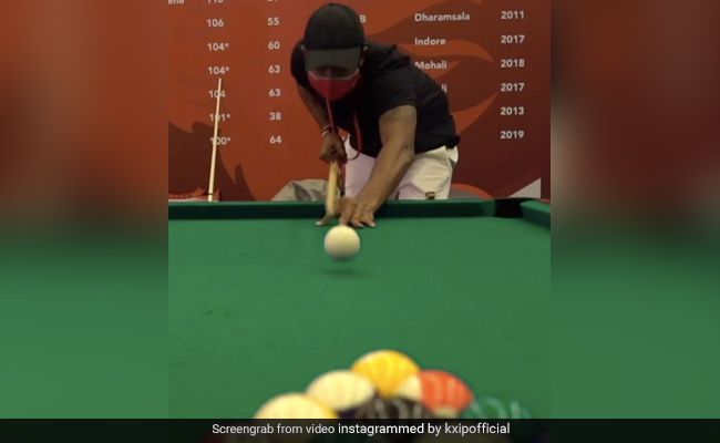 IPL 2020: KXIP टीम का होटल रूम, जिम से लेकर गेम्स तक सभी चीजें मौजूद..देखें Video