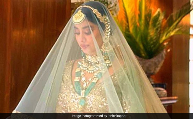Janhvi Kapoor, Dressed As A Bride For Virtual Fashion Show, Can "Hear The <I>Shehnai</i> Playing"