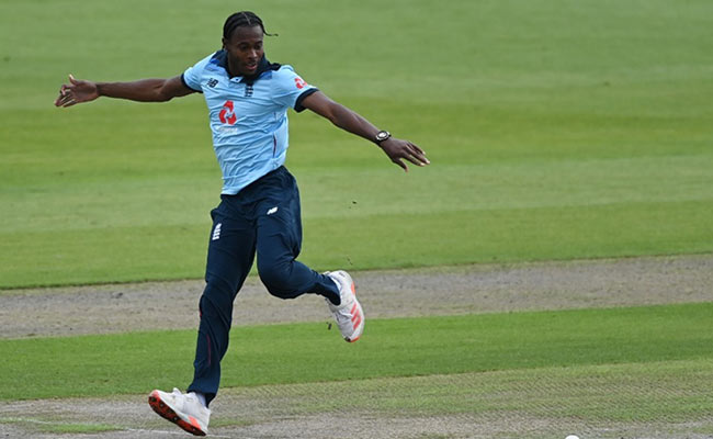 मुंबई इंडियंस ने चोटिल जोफ्रा ऑर्चर पर लुटाए पैसे तो चौंक गया इंग्लिश क्रिकेटर, हैरान होकर ऐसे किया रिएक्ट