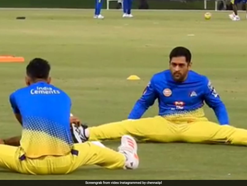 CSK vs MI: MS Dhoni Gears Up For IPL 2020 Opener In New Training Video. Watch