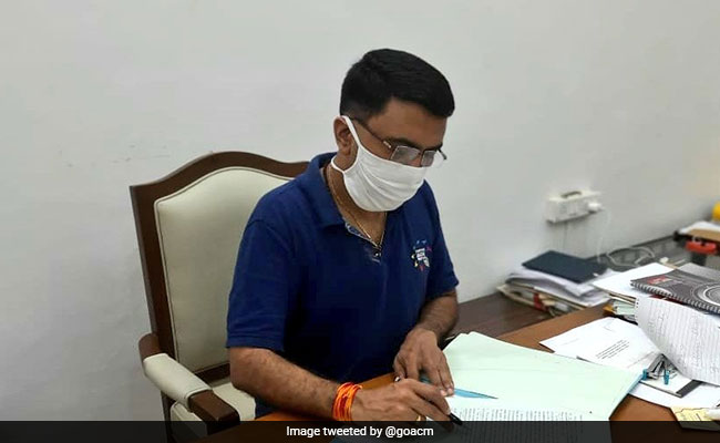 Goa Chief Minister To Hold Meeting On New Covid Variant Today