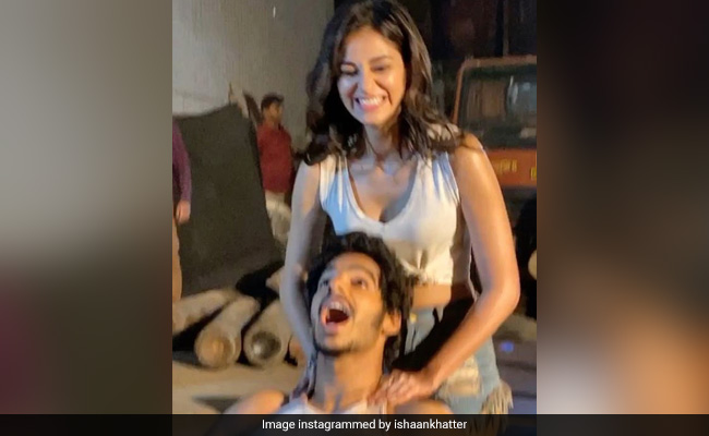 Ishaan Khatter And Ananya Panday Can Be This Happy Even When Things Are "<i>Tehas Nehas</i>"