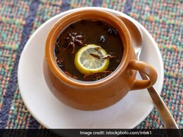 After Dussehra Binge, These 7 Detox Drinks Are What Your Body Needs To Flush Out The Toxins