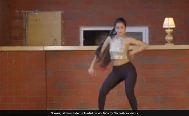 युजवेंद्र चहल की मंगेतर Dhanashree Verma ने दी नोरा फतेही को टक्कर, 'दिलबर' पर यूं झमकर किया डांस, देखें Video