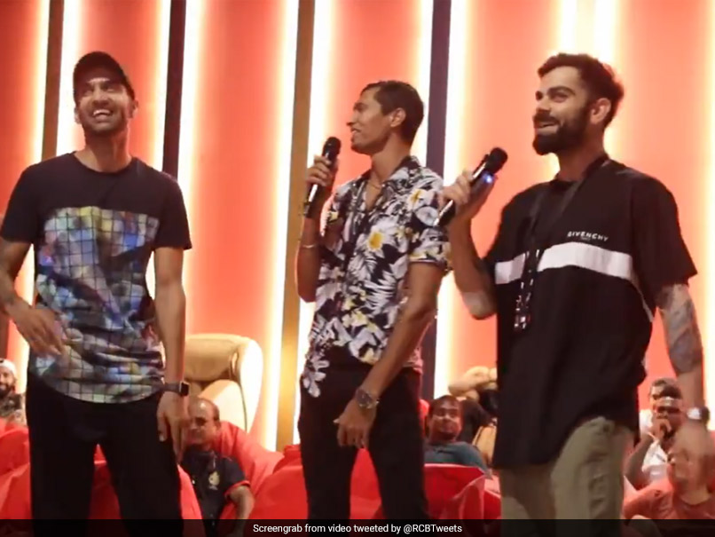 IPL 2020, RCB vs MI: Royal Challengers Bangalore Enjoy Pool Volleyball, Karaoke Night After Super Over Win. Watch