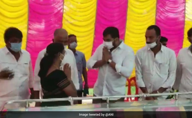 S P Balasubrahmanyam's Funeral: Fans Flock Outside Farmhouse To Pay Homage