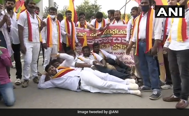 Farmers Protest LIVE Updates: Congress, JDS Workers Detained During Karnataka Bandh