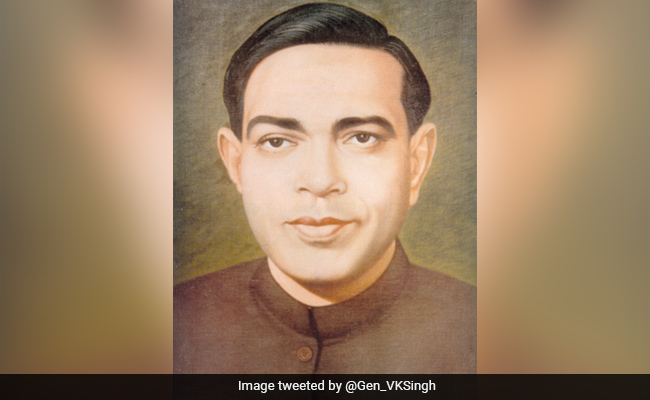 PM Modi Pays Tribute To Poet Dinkar On His Birth Anniversary