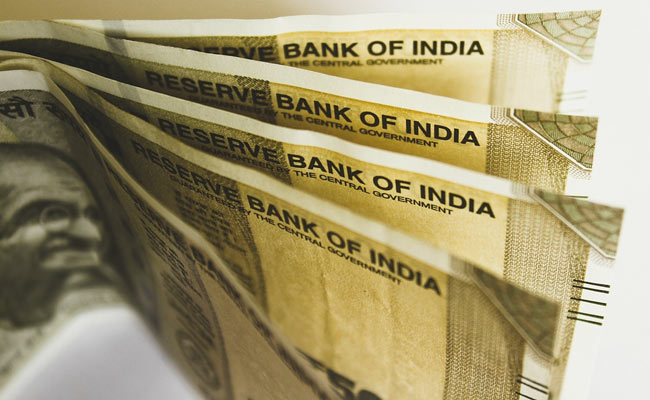 RBI Cancels Licence Of Bank In Maharashtra, Depositors Await Full Payment