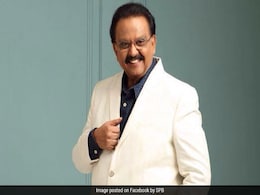 Singer S P Balasubrahmanyam On Maximum Life Support; Kamal Haasan Visits Hospital Singer S P Balasubrahmanyam On Maximum Life Support; Kamal Haasan Visits Hospital