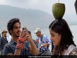 अनन्या पांडे सिर पर नारियल रखकर करने लगीं करतब तो ईशान खट्टर ने बना दिया Video अनन्या पांडे सिर पर नारियल रखकर करने लगीं करतब तो ईशान खट्टर ने बना दिया Video