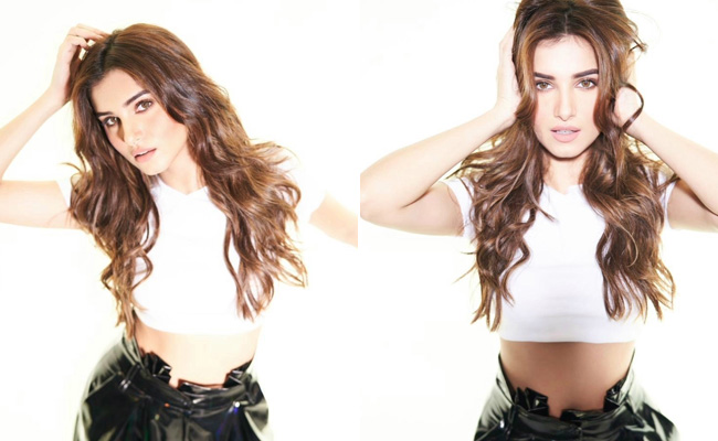 Trust Tara Sutaria To Add Stylish Spunk To Even A Simple Crop Top