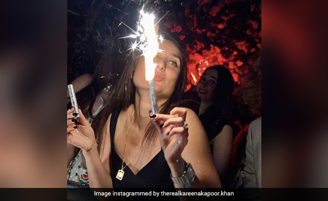 Viral: Kareena Kapoor Grooving To <i>Don't Stop Me Now</i> On Her Birthday