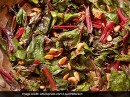 This Winter-Special Palak Ka Saag Recipe Will Make You Forget All Else