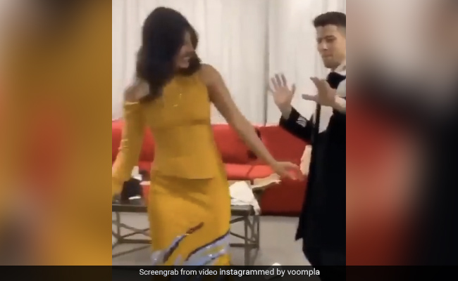 Priyanka Chopra और Nick Jonas ने 'हौली हौली' सॉन्ग पर किया साथ में धमाकेदार डांस, Video ने मचाई धूम
