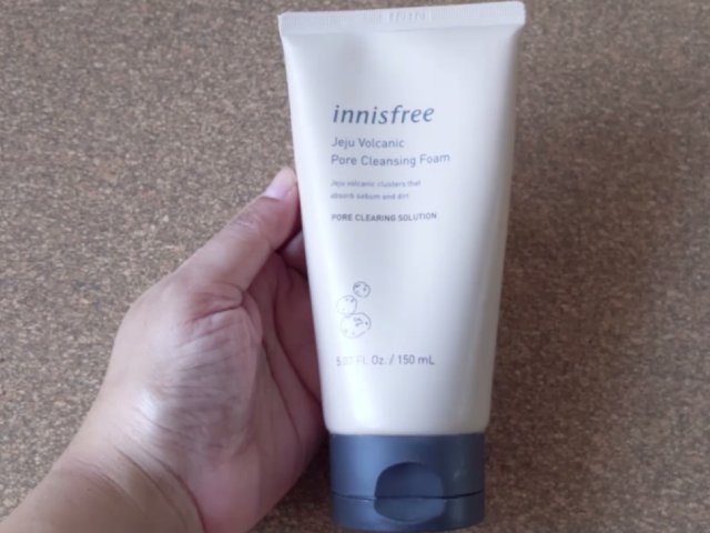 Beauty Review: Innisfree Jeju Volcanic Pore Cleansing Foam