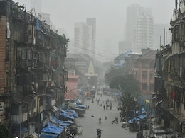 Trains, Buses Operate Normally As Intensity Of Rain Reduces In Mumbai Trains, Buses Operate Normally As Intensity Of Rain Reduces In Mumbai