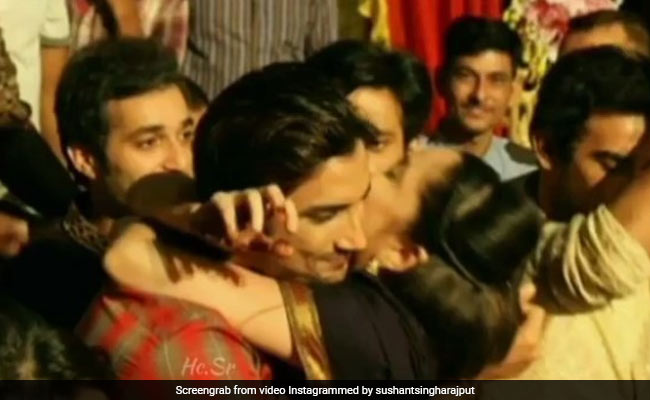 सुशांत सिंह राजपूत को अंकिता लोखंडे ने दिया आखिरी संदेश, बोलीं-'तुम्हारे लिए पूरा देश खड़ा है...' देखें Video