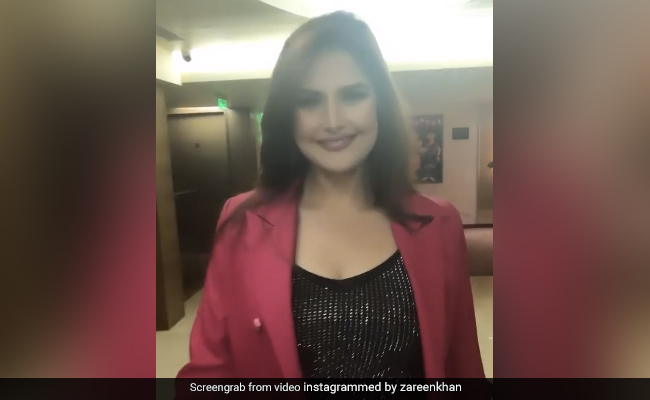 जरीन खान का Video में फिर दिखा ग्लैमरस अंदाज, यूं कैटवॉक करती नजर आईं एक्ट्रेस