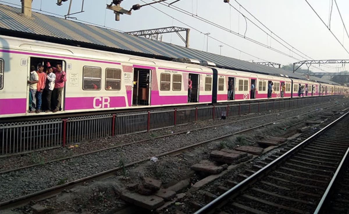 Man Kills Wife By Pushing Her In Front Of Local Train In Mumbai After Fight