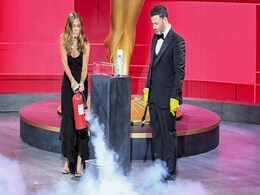 Emmys 2020: Jennifer Aniston And Jimmy Kimmel Set The Stage On Fire (Literally) Emmys 2020: Jennifer Aniston And Jimmy Kimmel Set The Stage On Fire (Literally)