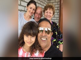 बिग बॉस विनर ने ट्वीट कर दी Sad News, सिद्धार्थ शुक्ला का यूं आया रिएक्शन बिग बॉस विनर ने ट्वीट कर दी Sad News, सिद्धार्थ शुक्ला का यूं आया रिएक्शन