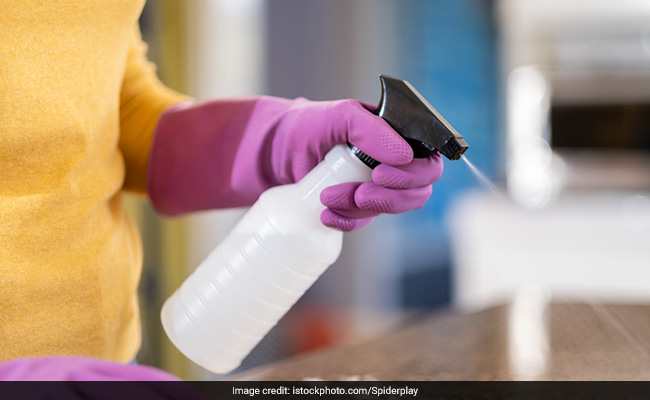 5 Expert Tips To Keep Your Kitchen Sanitized, Clean And Germ-Free