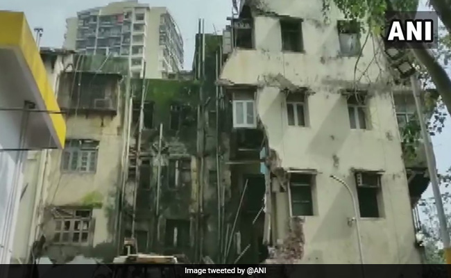 Elderly Woman Dies In Mumbai Building Collapse
