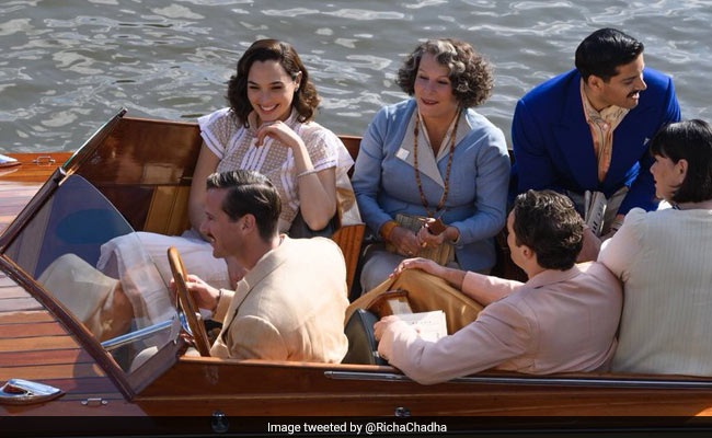 Richa Chadha Wants You To "Spot Fiance" Ali Fazal In This Pic Of <i>Death On The Nile</I> Stars